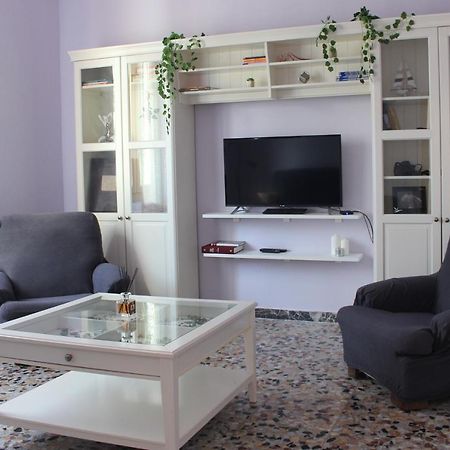 Вилла L' Oasi Del Cervo - Casa Con Giardino E Posto Auto, Uscita Autostrada A11 Флоренция Экстерьер фото