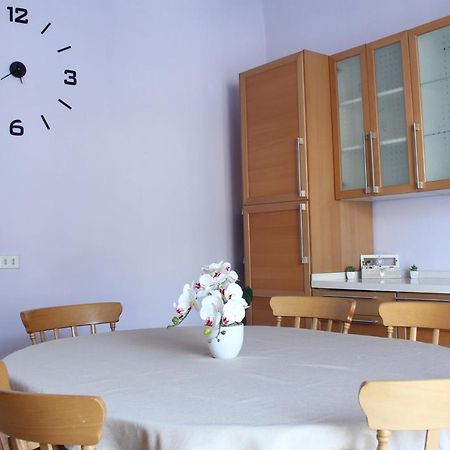 Вилла L' Oasi Del Cervo - Casa Con Giardino E Posto Auto, Uscita Autostrada A11 Флоренция Экстерьер фото